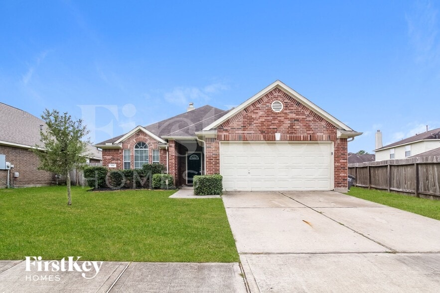 Primary Photo - 5311 Lost Cove Ln