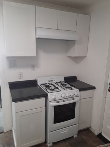 Building Photo - 4503 Raleigh Rd