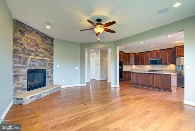 Building Photo - 13481 Arcadian Dr