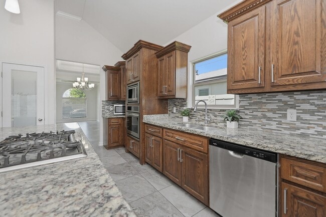 Building Photo - 7225 Sylvia Plath Dr