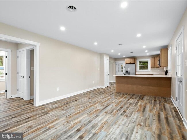 Building Photo - 14150 Harrisville Rd