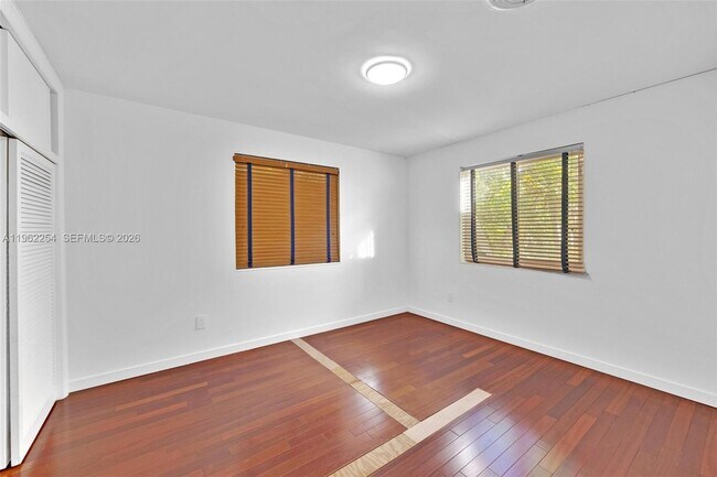 Building Photo - 6630 SW 102nd St