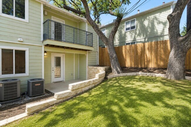 Building Photo - 3601 Menchaca Rd