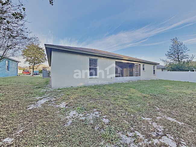 Building Photo - 3244 Sanoma Dr