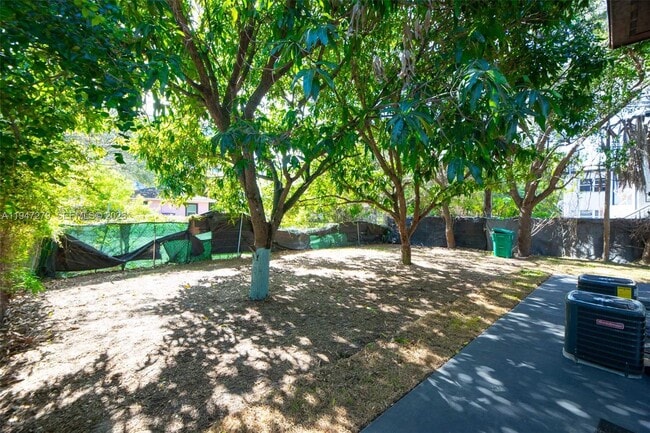 Building Photo - 742 NW 70th St