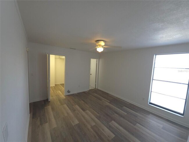 Building Photo - 8413 Barrett Pl