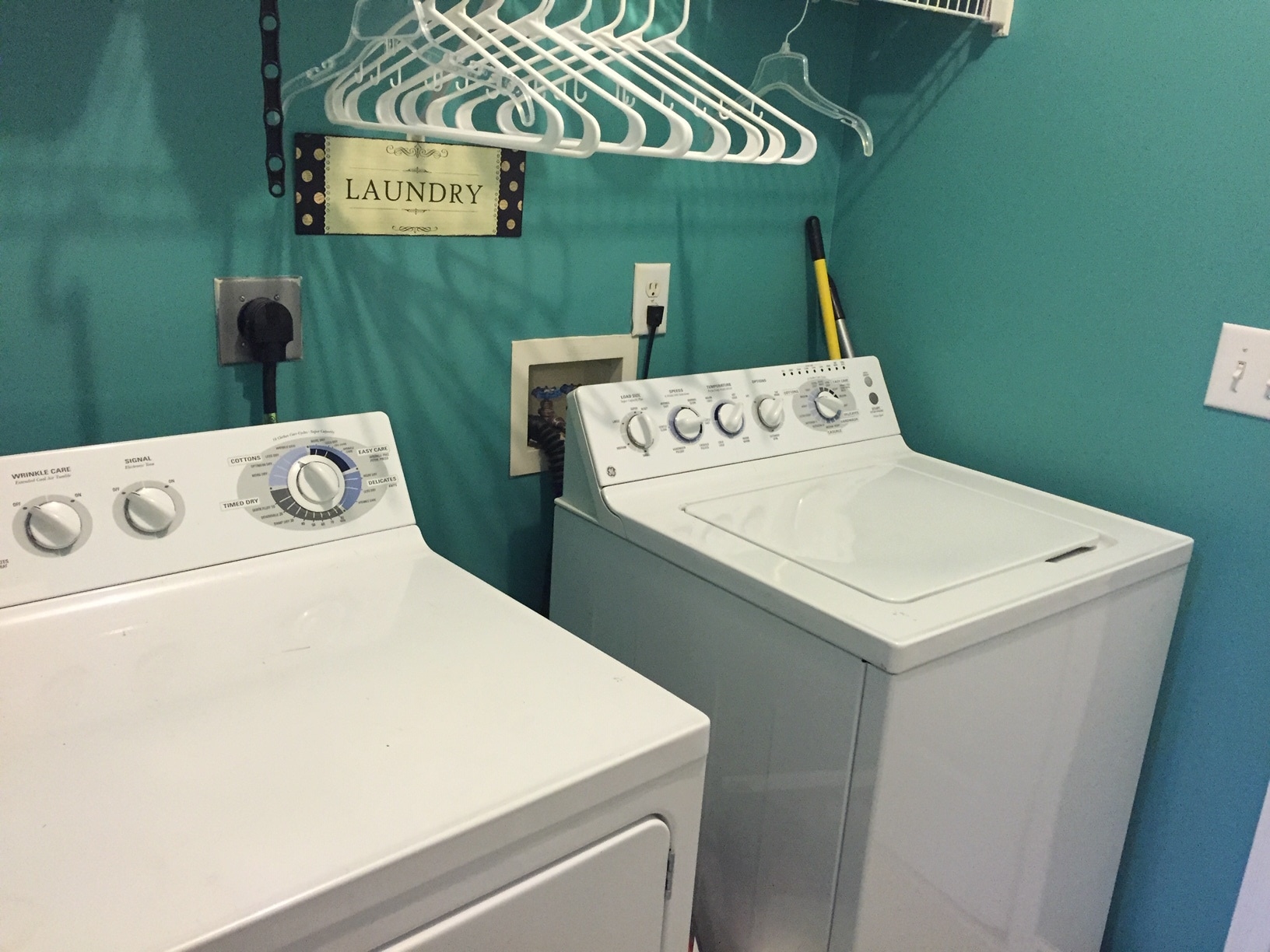 Washer/dryer included - 4101 Woodbury Terrace NW