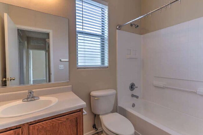 Building Photo - Rancho Sahuarita