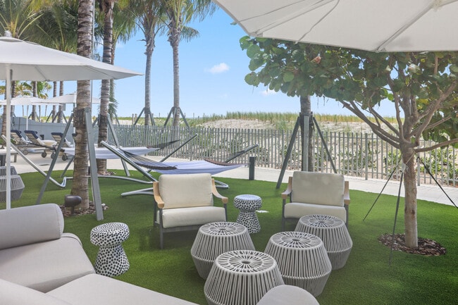 Building Photo - 900 N Ocean Blvd