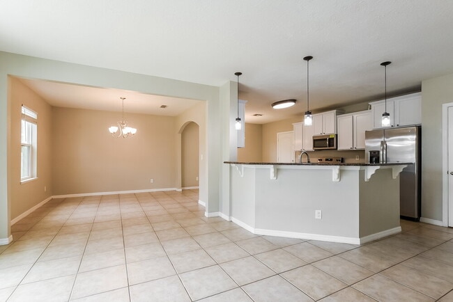 Building Photo - 123 Prairie Falcon Dr