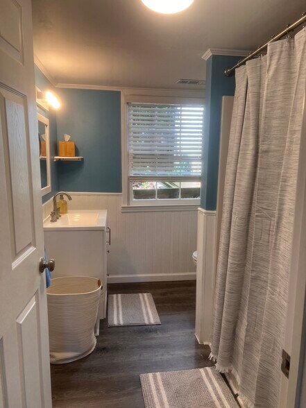 Building Photo - 1547 Fountain Ridge Rd