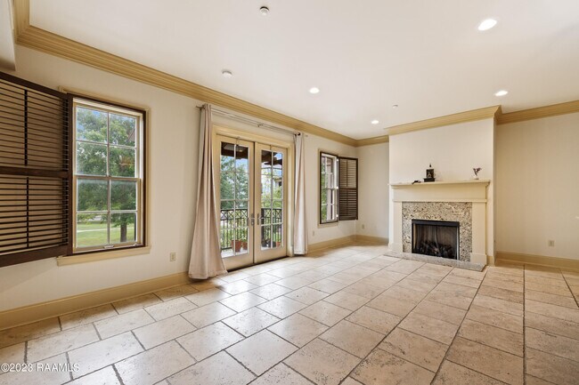 Building Photo - 605 Silverstone Rd