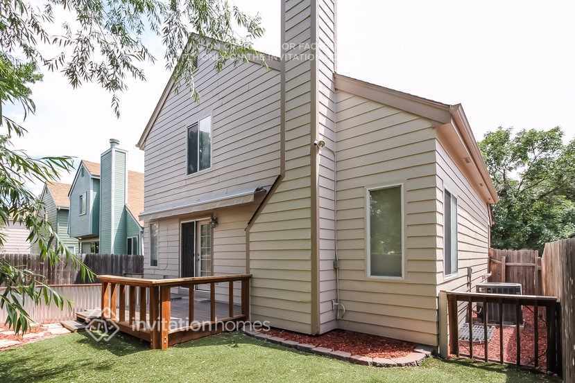 Building Photo - 5325 W 115th Pl