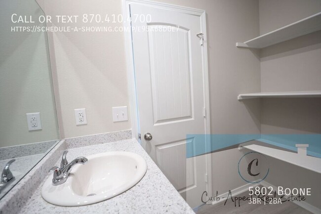 Building Photo - 5802 Boone-