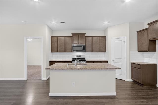 Building Photo - 408 Stampede Ln