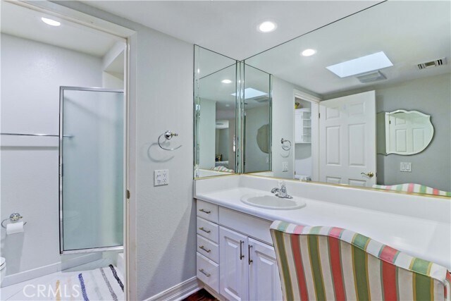 Building Photo - 881 Via Mendoza