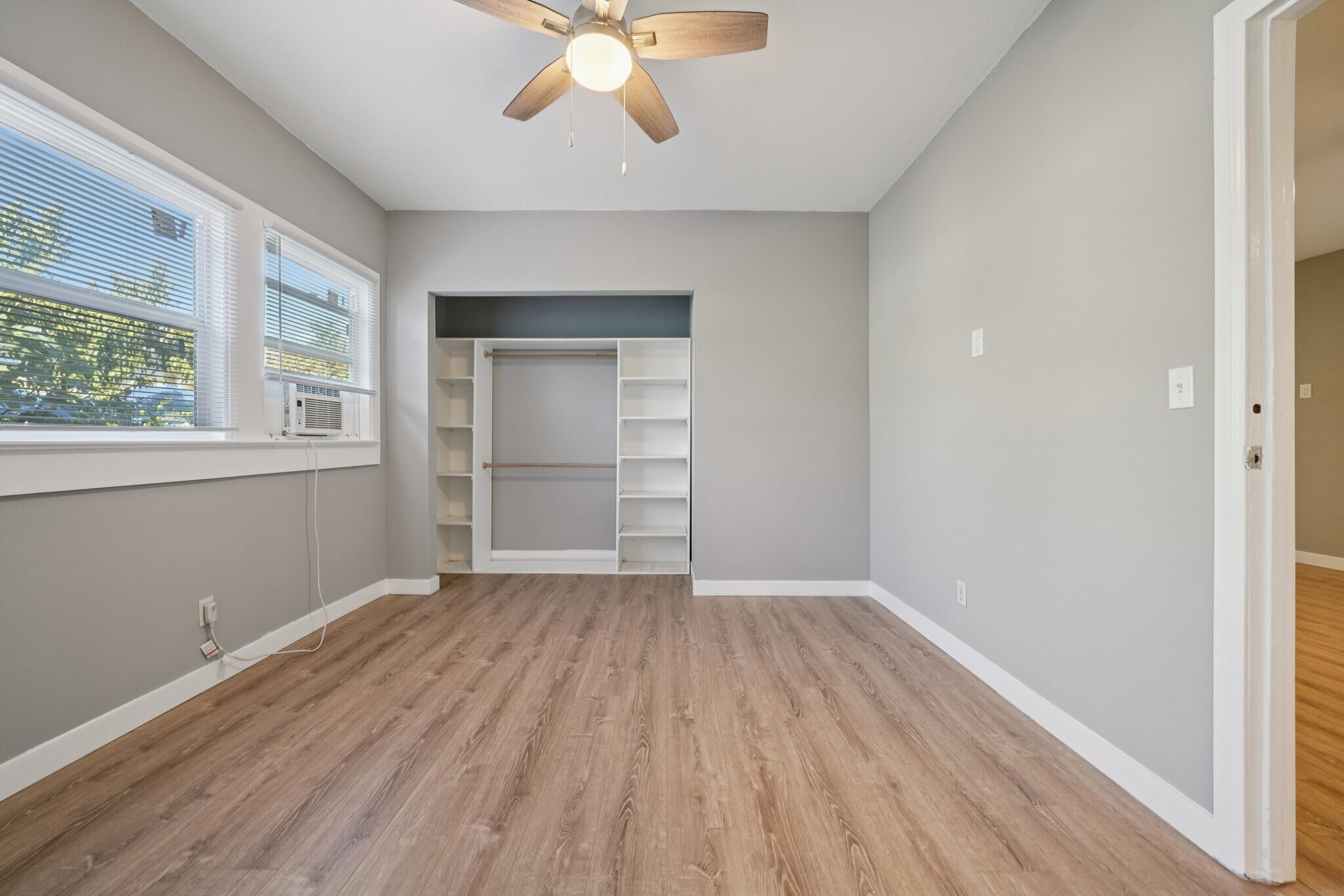 Building Photo - 379 W 19th St