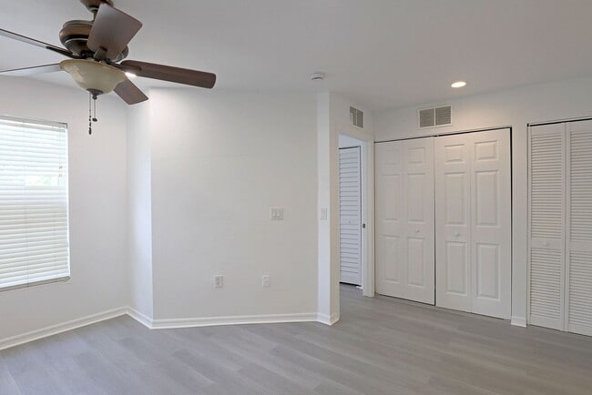 Building Photo - Forest Lake Townhomes 3629-102