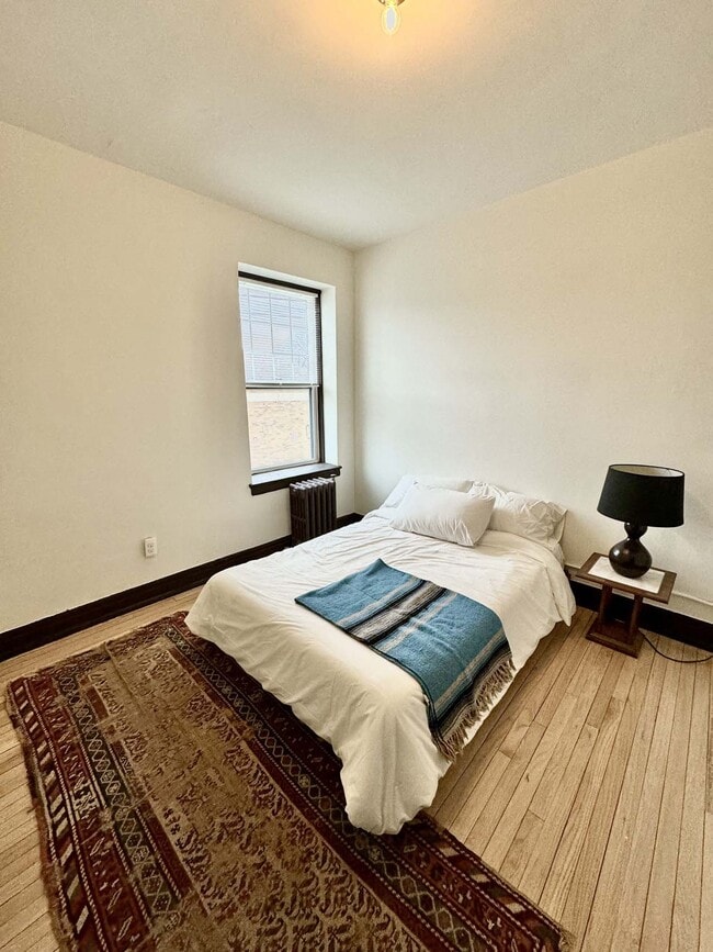 Building Photo - El Tovar Apartments