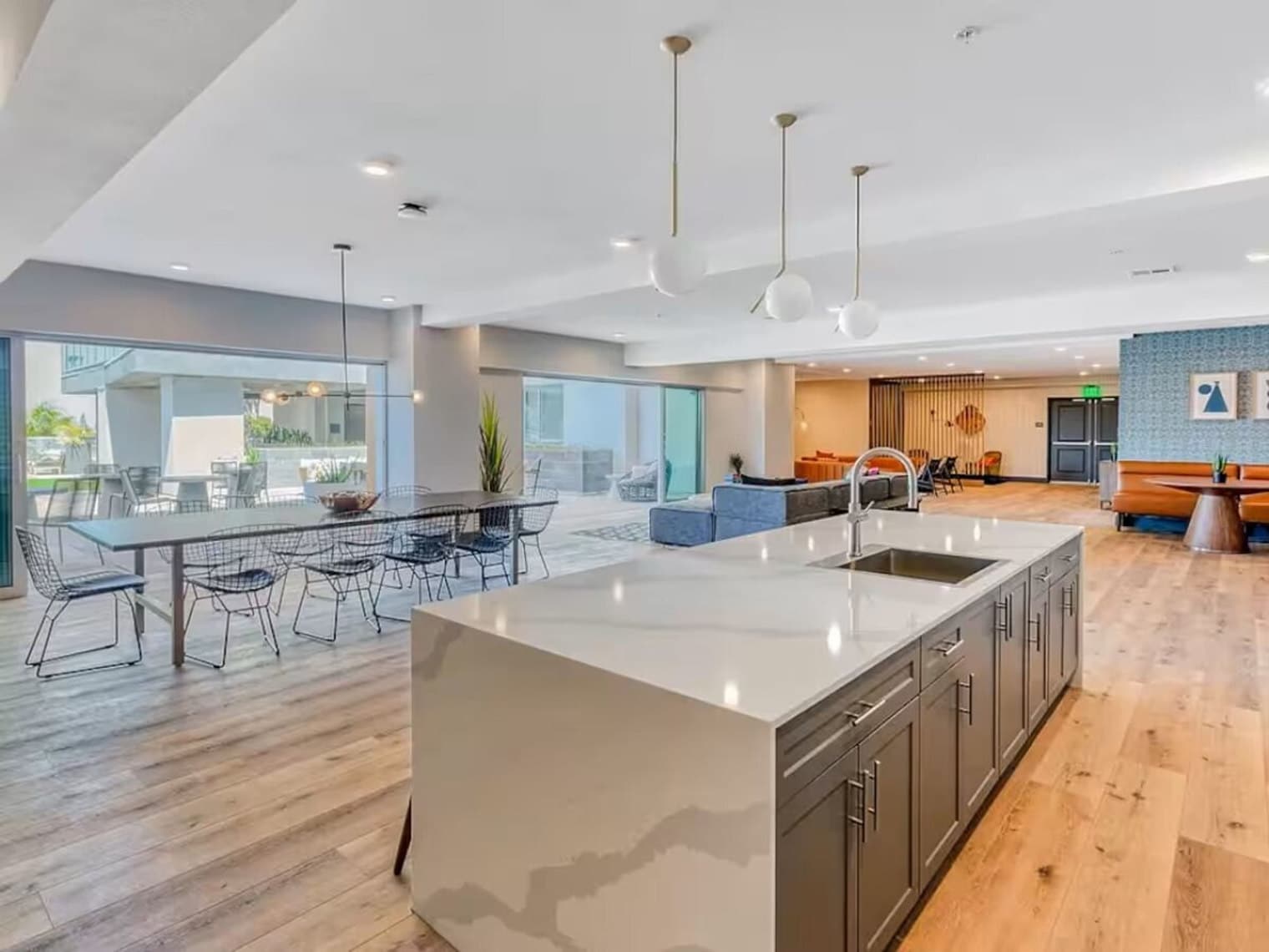 Building Photo - 4325 Ohio St