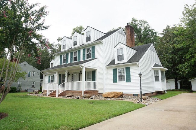Building Photo - 318 Foxhall Ct