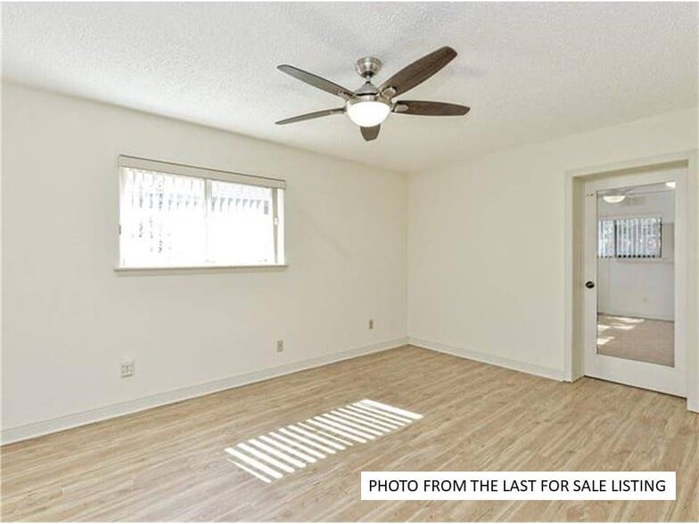 Building Photo - 12404 Deer Track