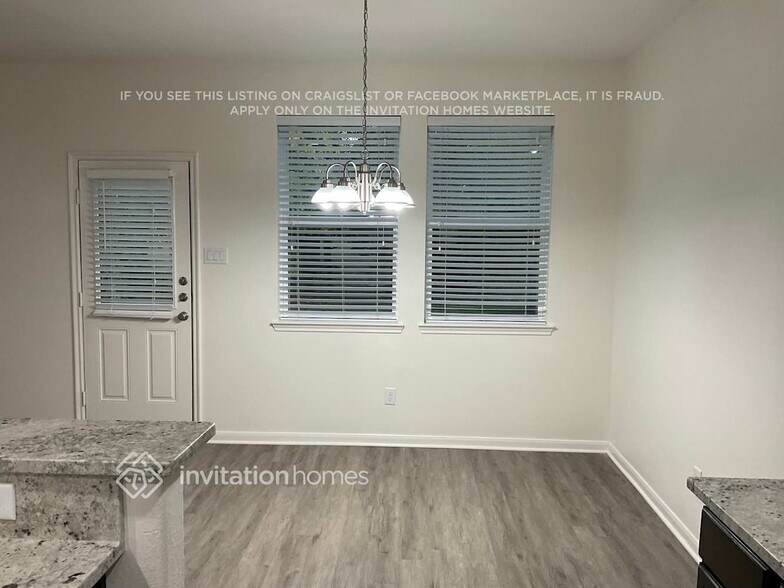 Building Photo - 18614 Walden Glen Cir