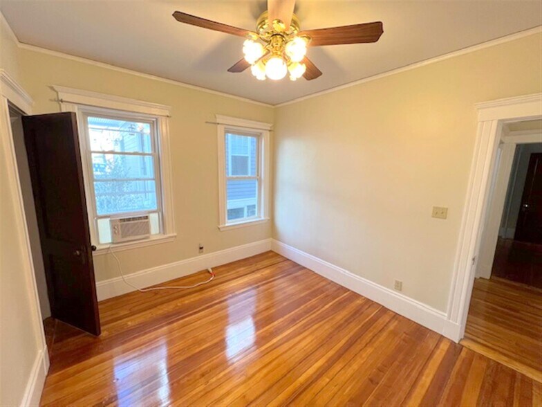 Building Photo - 76 Powder House Blvd