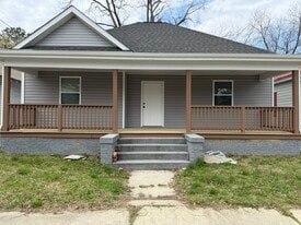 Building Photo - 216 S Tillery St