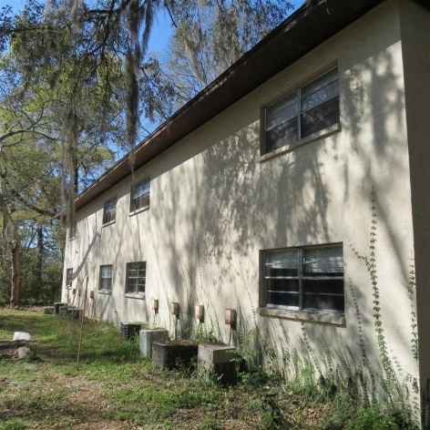 Building Photo - 4013 NW 12th Ter