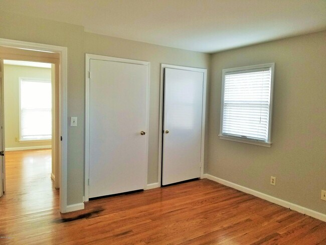 Building Photo - 8203 Camberley Dr