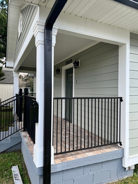 Building Photo - 3808 5th St