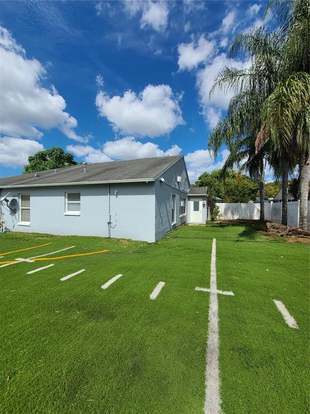 Building Photo - 3336 Bahia Ave