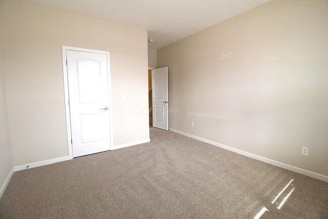 Building Photo - 409 Halton Dr