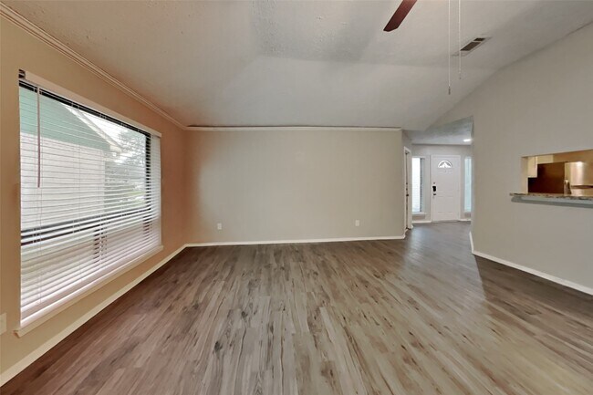 Building Photo - 4718 Lost Lake Ln