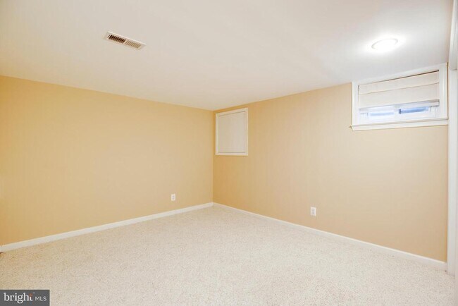Building Photo - 5105 Claybank Ln