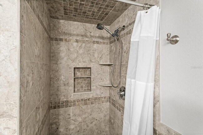 Building Photo - 719 Pinellas Bayway S