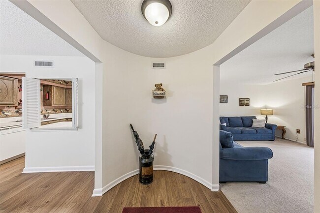 Building Photo - 508 Orange Dr