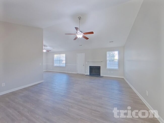 Building Photo - 4 Sweetberry Ct