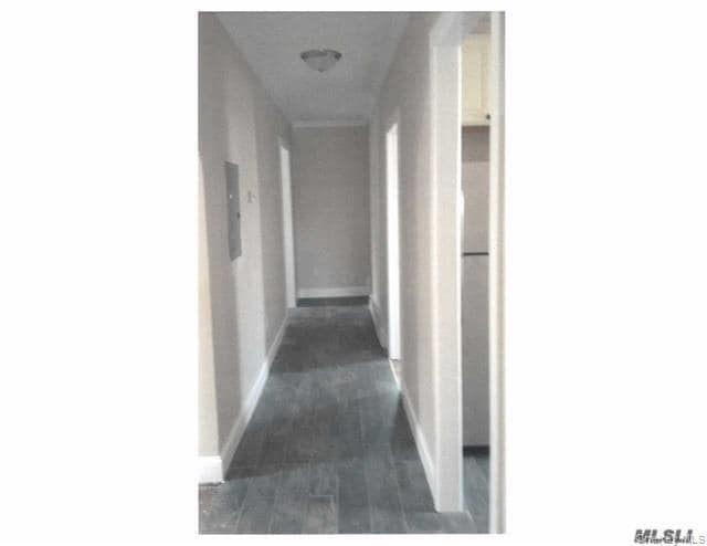 Building Photo - 26 W Pine St