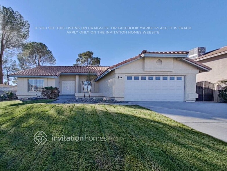 Primary Photo - 111 Gainsway W Dr