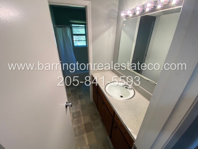 Building Photo - 1743 6th St NW