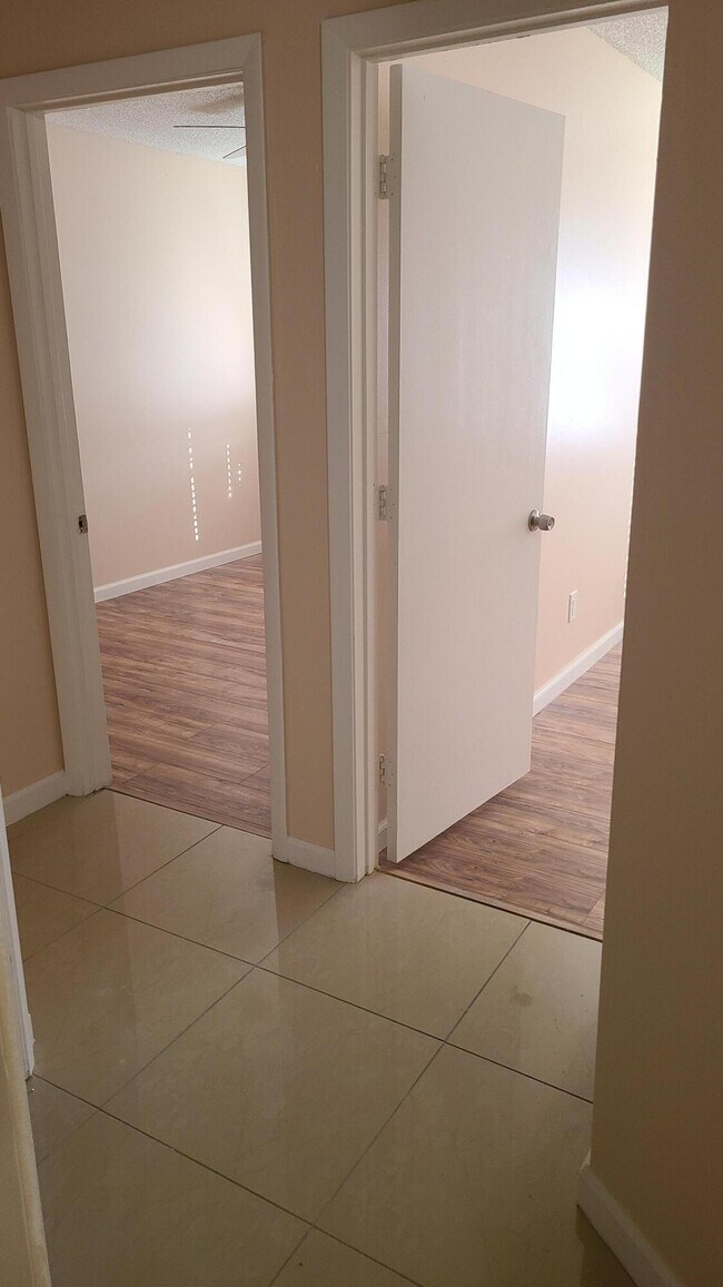 Building Photo - 1803 Wharf Ln