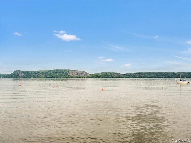 Building Photo - 56 S Highland Ave