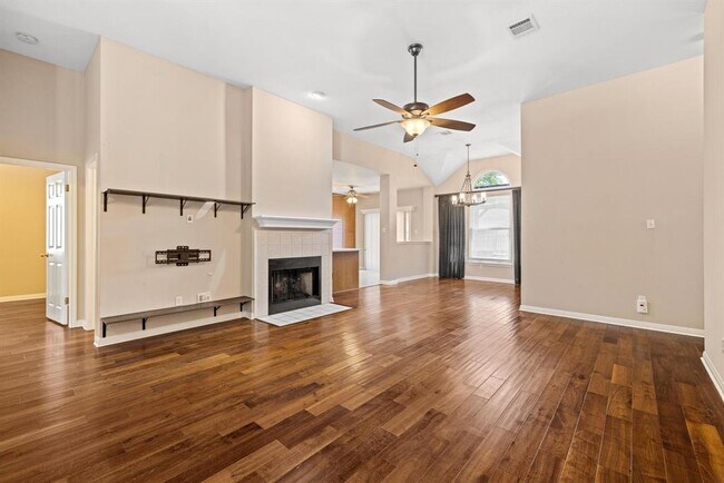 Building Photo - 17007 Copperhead Dr