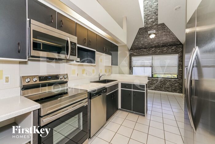 Building Photo - 142 Pepperdine Dr