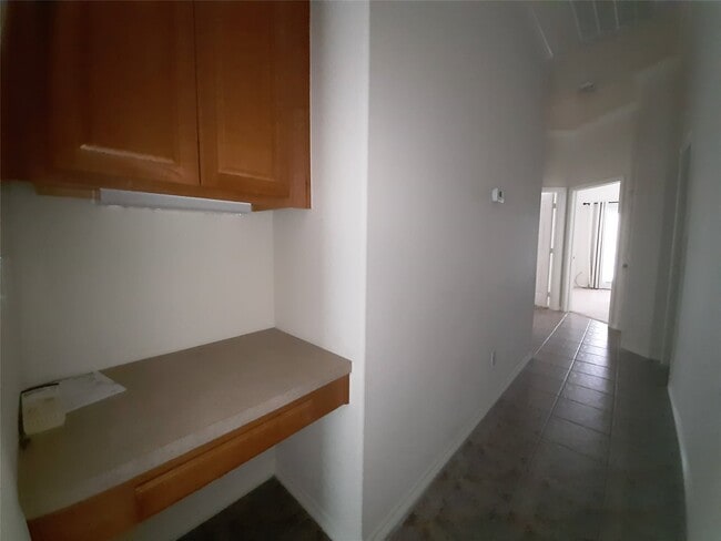 Building Photo - 12755 Mill Ridge Dr