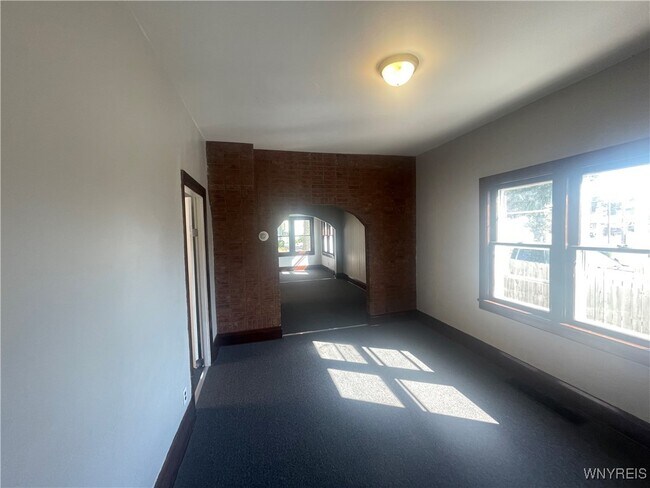 Building Photo - 202 N Ogden St
