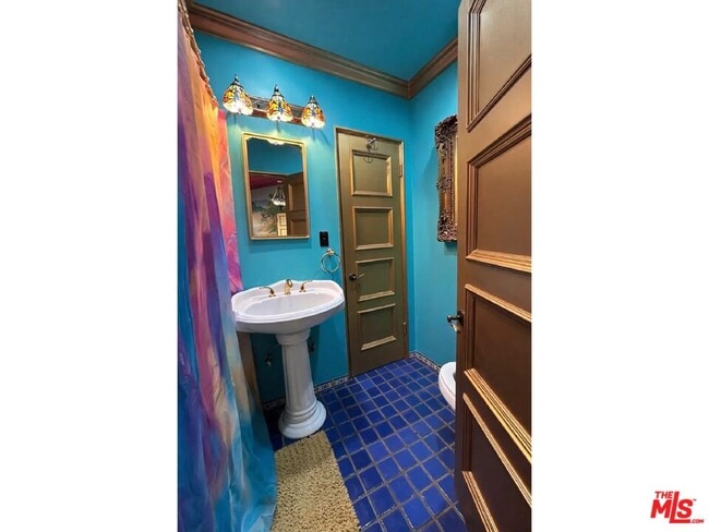 Building Photo - 1570 Melwood Dr