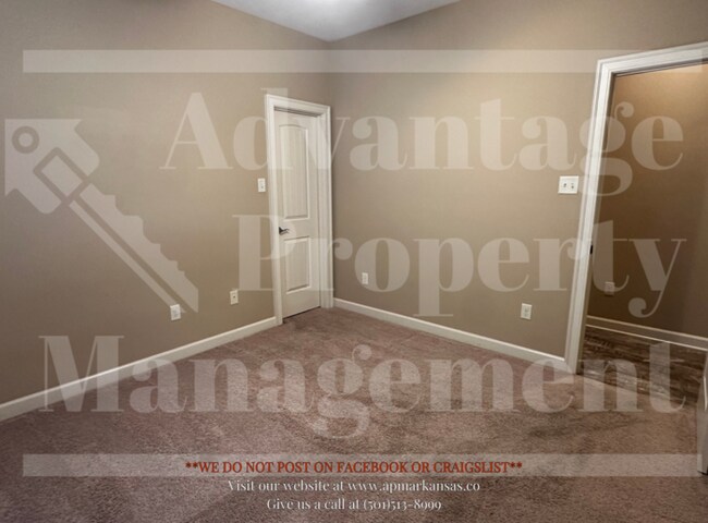 Building Photo - Warm & Welcoming Home with Open Layout and...